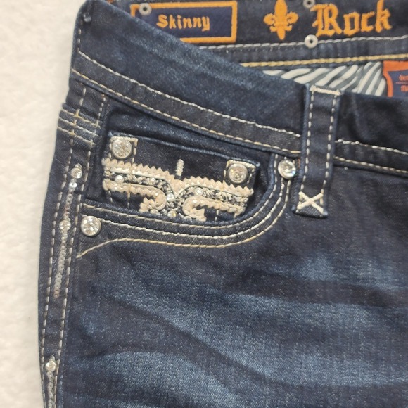 Rock Revival Betty Flap Pocket Skinny Jeans - Picture 3 of 16